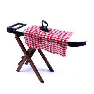 Ironing board 10x3x7.5 cm