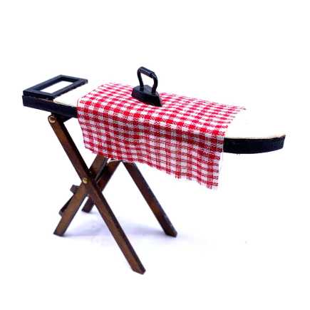 Ironing board 10x3x7.5 cm