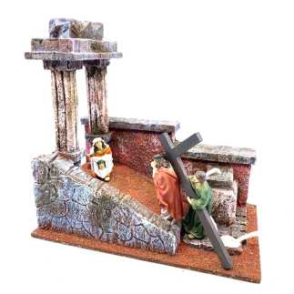 Ascent to Mount Calvary. Jesus with the cross, Veronica, and the Samaritan - 9 cm