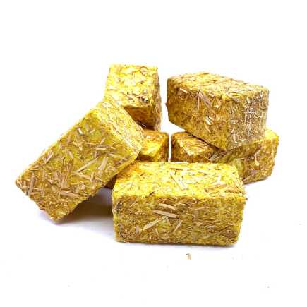 Straw bale 6 x 2.5 x 2.5 cm