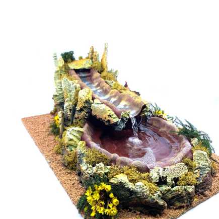 Fiume con fuoco da bivacco