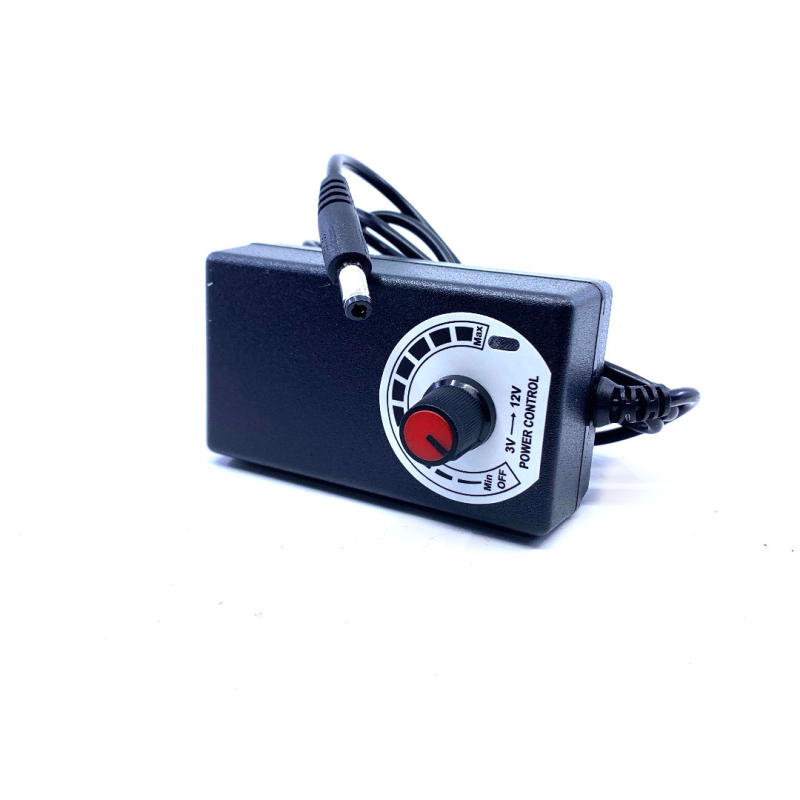 Alimentatore 2A regolabile 3-12V