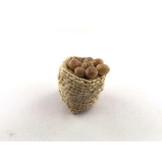 Small potato sack. For 10–13 cm figurines.