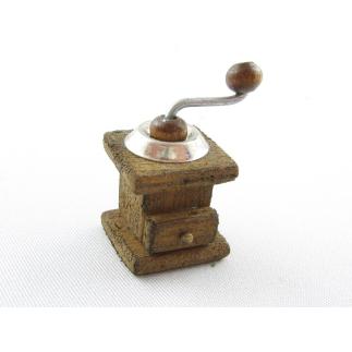 Small grinder for nativity scenes, 1.5 x 1.5 cm