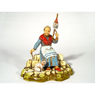 Women's occupations, 4 figures - spinner, 10 cm - Landi Moranduzzo figurines