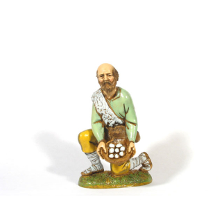Man with basket of eggs, 12 cm - Landi Moranduzzo figurines