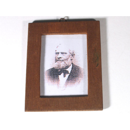 Medium framed picture