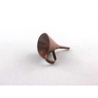 Metal funnel