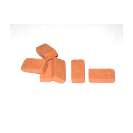 Medium bricks (2.5 x 1.2 x 0.7 cm)