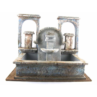 Fountain for nativity scenes with 10–12 cm figurines