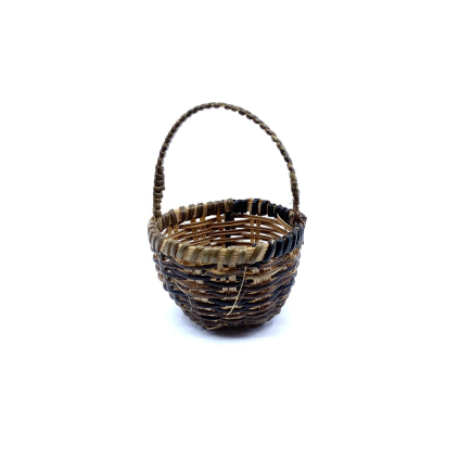 Basket with one handle (approx. Ø 5 cm)