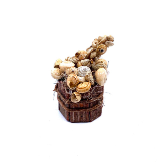 Miniature basket of snails - for 10-15 cm nativity figurines